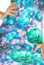 Load image into Gallery viewer, 132-7 dress with cut-out - Green flowers