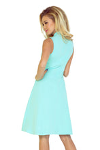 Load image into Gallery viewer, Dress with collar and neckline - mint 133-5