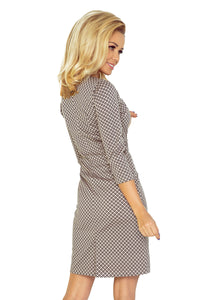 136-2 Dress with a nice neckline and sleeves 3/4 - beige with black squares