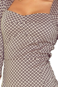 136-2 Dress with a nice neckline and sleeves 3/4 - beige with black squares