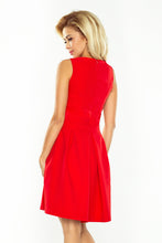 Load image into Gallery viewer, Dress with neckline and pockets - red 160-3