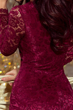 Charger l&#39;image dans la galerie, 170-5 Lace dress with neckline - Burgundy color