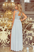 Cargar imagen en el visor de la galería, 215-1 LEA long sleeveless dress with embroidered cleavage - silver color