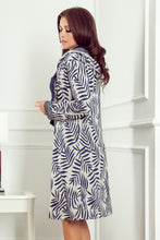 Load image into Gallery viewer, Numoco 218-3 Coat with hood and pockets - blue leaves