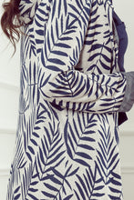 Load image into Gallery viewer, Numoco 218-3 Coat with hood and pockets - blue leaves