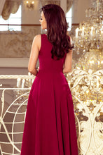 Load image into Gallery viewer, Numoco 246-1 CINDY long dress with a neckline - burgundy