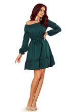 Cargar imagen en el visor de la galería, 265-1 DAISY Dress with frills - green