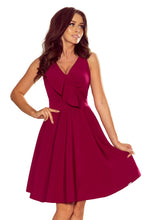 Load image into Gallery viewer, Numoco 274-1 ANITA Frill dress - burgundy