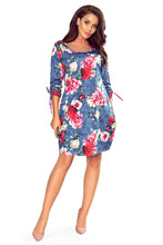 Charger l&#39;image dans la galerie, Numoco 281-2 SOPHIE Comfortable Oversize dress - flowers on jeans