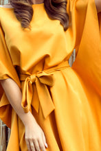 Load image into Gallery viewer, Numoco 287-1 SOFIA Butterfly dress - honey color
