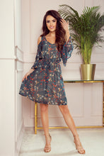 Load image into Gallery viewer, Numoco 292-2 MARINA flimsy dress with a neckline - green with flowers