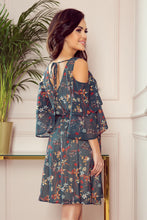 Load image into Gallery viewer, Numoco 292-2 MARINA flimsy dress with a neckline - green with flowers