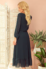 Load image into Gallery viewer, Numoco 304-2 Chiffon midi dress with a neckline and frill - grün