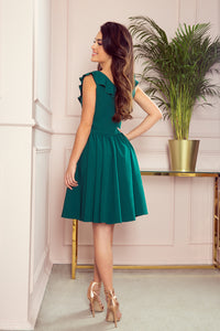Numoco 307-2 POLA dress with frills on the neckline - green