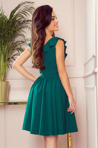 Numoco 307-2 POLA dress with frills on the neckline - green