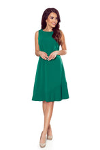 Load image into Gallery viewer, Numoco 308-1 KARINE - trapezoidal dress with asymmetrical pleat - green