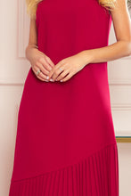 Load image into Gallery viewer, Numoco 308-2 KARINE - trapezoidal dress with asymmetrical pleat - red