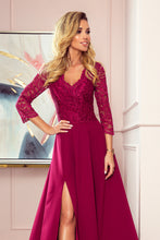 Cargar imagen en el visor de la galería, Numoco 309-1 AMBER elegant lace long dress with a neckline - Burgundy color