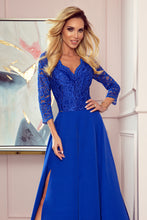Cargar imagen en el visor de la galería, Numoco 309-2 AMBER elegant lace long dress with a neckline - Royal blue