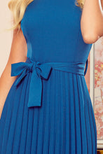 Load image into Gallery viewer, Numoco 311-4 LILA Pleated dress with short sleeves - sea color