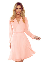 Cargar imagen en el visor de la galería, Numoco 313-2 ISABELLE Pleated dress with neckline and long sleeve - peach color