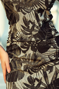 59-7 Pullover with ruffles - leaves + khaki