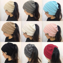 Cargar imagen en el visor de la galería, Trendy Warm winter knitted Chunky Soft Slouchy Beanie