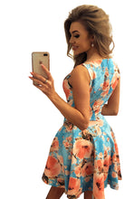 Load image into Gallery viewer, Morimia MM 014-9 Dress - heart-shaped neckline - Peach flowers