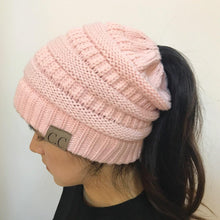 Cargar imagen en el visor de la galería, Trendy Warm winter knitted Chunky Soft Slouchy Beanie