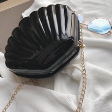 Cargar imagen en el visor de la galería, Shell Chain Shoulder Bag
