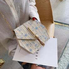 Load image into Gallery viewer, Hexagon Style Straw Lace embroidery Bag