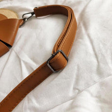 Load image into Gallery viewer, Hat Shaped Straw Bag