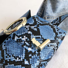 Cargar imagen en el visor de la galería, Snake Pattern Leather Belt Bag
