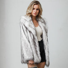 Charger l'image dans la galerie, Winter fax fur Luxurious white long fur loose coat