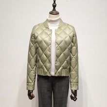 Cargar imagen en el visor de la galería, Ultra Light O Neck Coat