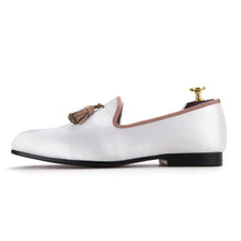 Load image into Gallery viewer, Handmade White Tassel Men's Shoe