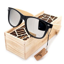 Cargar imagen en el visor de la galería, Handmade  Polarized Lens Bamboo &amp;Plastic Frame Sunglasses