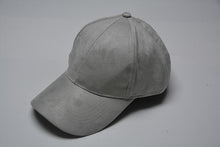 Cargar imagen en el visor de la galería, Fashion Suede Snapback Baseball Cap