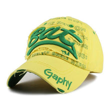 Load image into Gallery viewer, Fitted Leisure Snapback baseball Cap