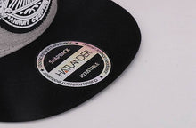 Cargar imagen en el visor de la galería, Classic 5 panels 3D snapback baseball cap