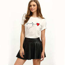Charger l'image dans la galerie, White Short Sleeve Heart Print Cute T-shirt