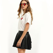 Charger l'image dans la galerie, White Short Sleeve Heart Print Cute T-shirt
