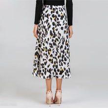 Charger l'image dans la galerie, Waist Knot Leopard Print Midi Skirt