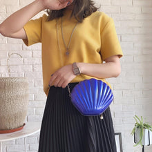 Cargar imagen en el visor de la galería, Shell Chain Shoulder Bag